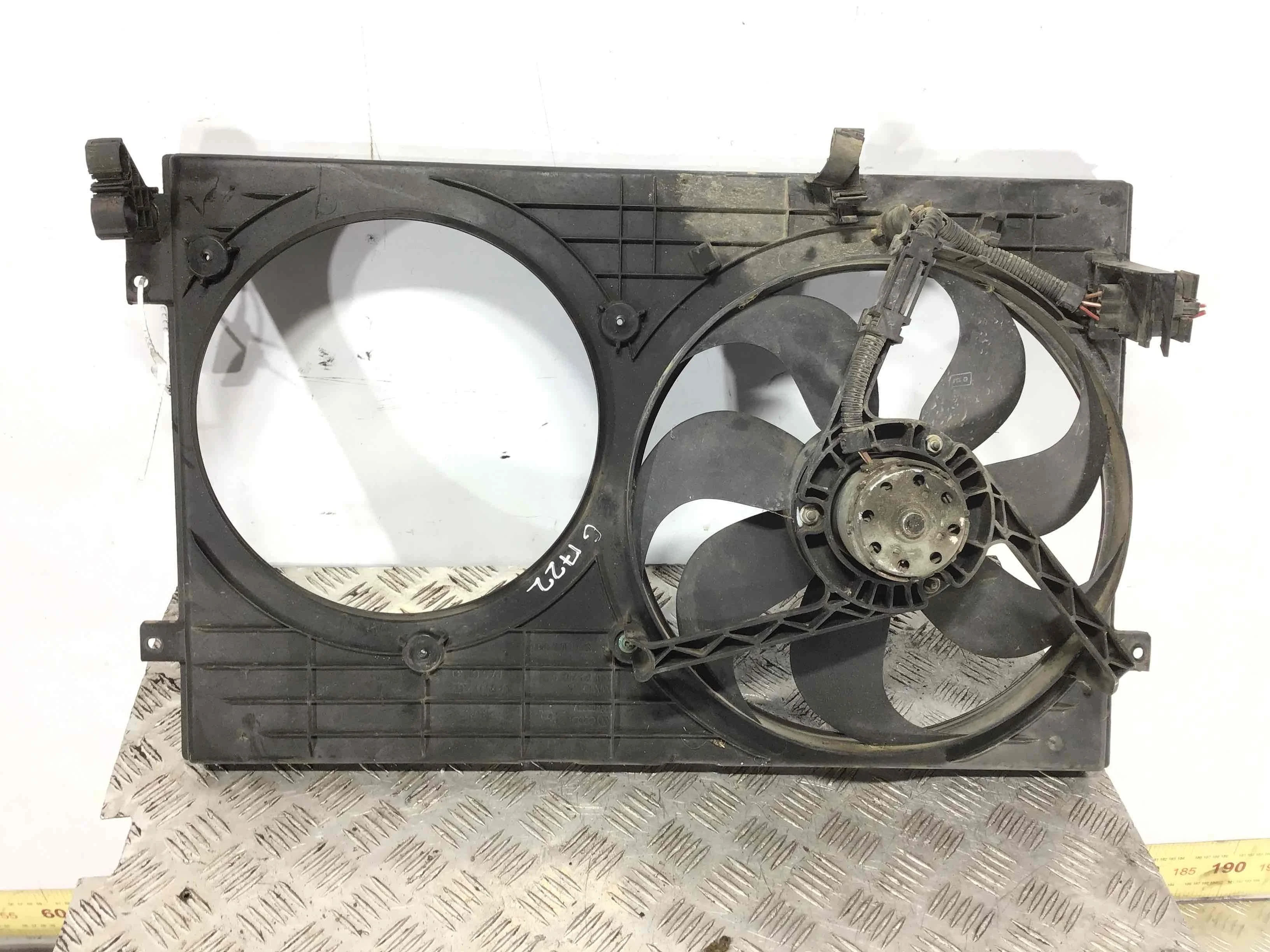 Вентилятор радиатора Audi A3 8L (1996-2000) дизель 1.9 TDI Механика Х/б