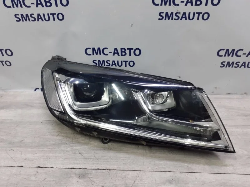 Фара адаптивный ксенон Volkswagen Touareg 7P1941754B NF 3.6, правая