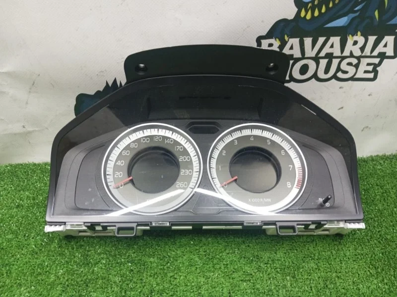 Панель приборов Volvo XC60 2011 36001835 B4204T6