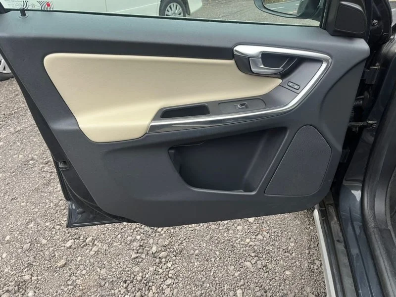 Продажа Volvo XC60 2.0 (240Hp) (B4204T7) FWD AT по запчастям