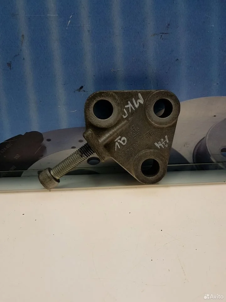 Кронштейн двигателя левый opel astra h