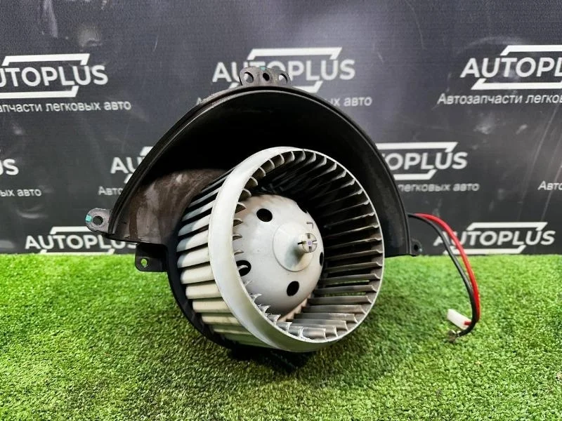 Моторчик печки Opel Astra H 2013 52421335 3 ХЭТЧЕБЕК 1.6 Z16XER