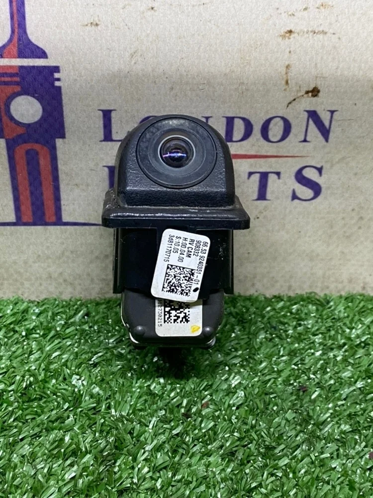 Камера заднего вида BMW F10