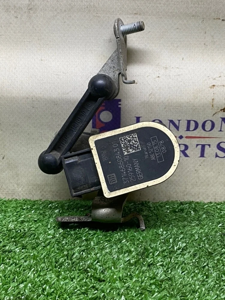 Датчик дорожного просвета BMW F10