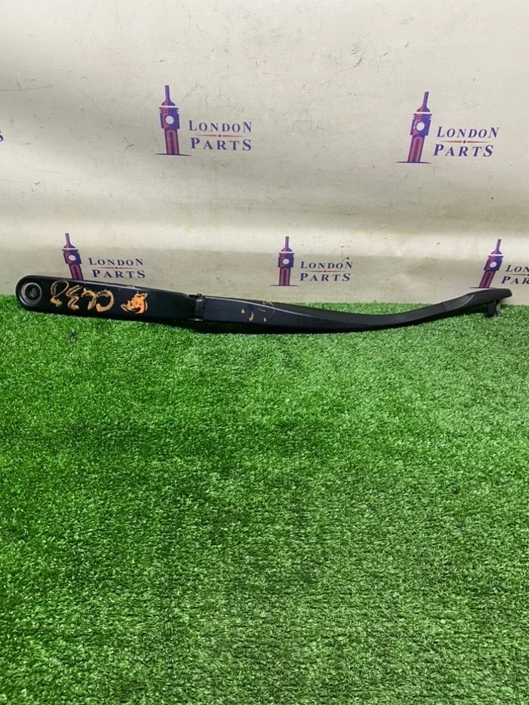 Поводок стеклоочистителя BMW F10