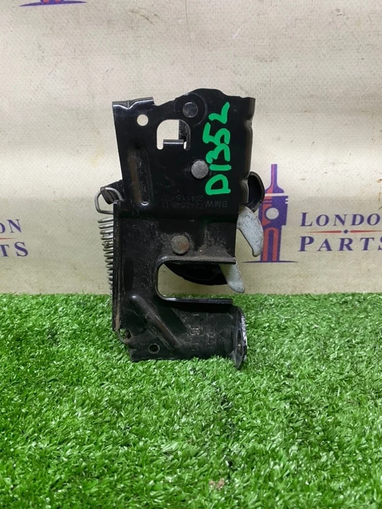 Замок капота BMW F30