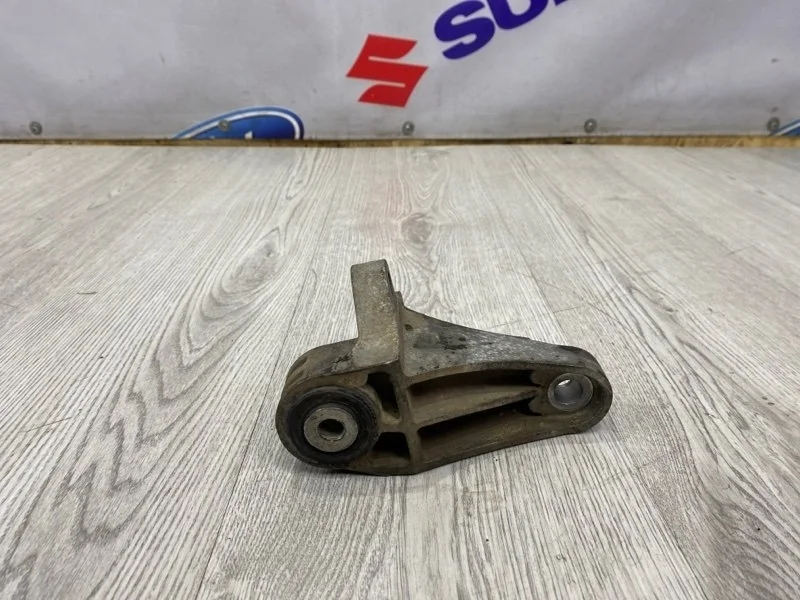 Кронштейн кпп FORD FOCUS 3 2013