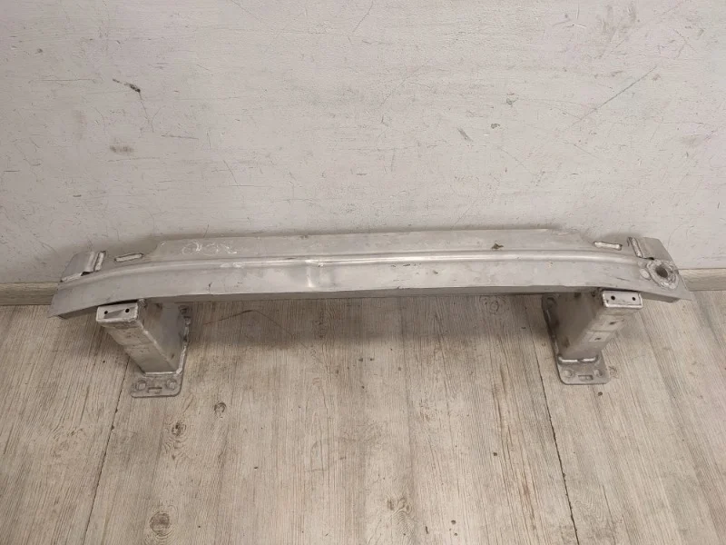 Усилитель бампера Audi Q7 2015- 4M