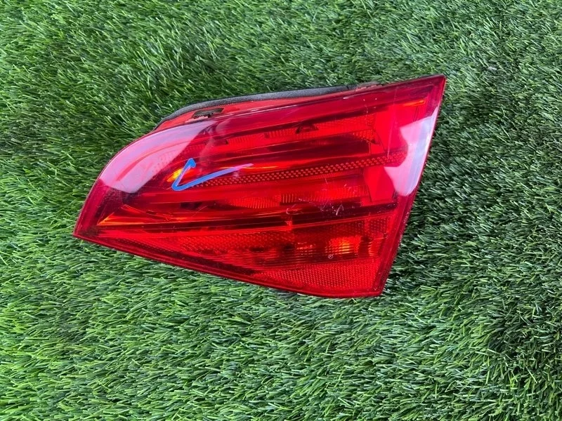 Фонарь задний Audi A4 2009 8K9945094 B8 CDH 1.8T, правый