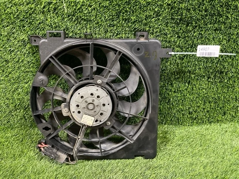 Вентилятор охлаждения двигателя Opel Zafira B 3135103909 L75 Z22YH