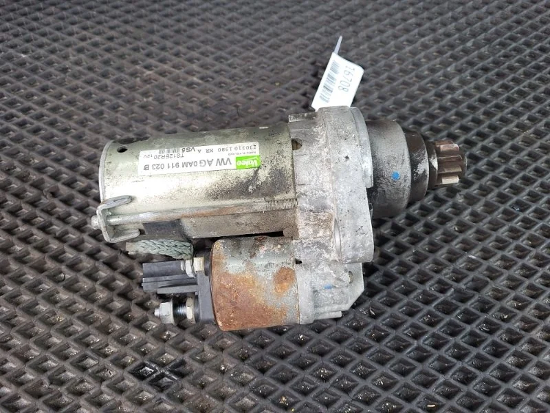 Стартер Volkswagen Passat 2009 0AM911023B B6 CAW 2.0T