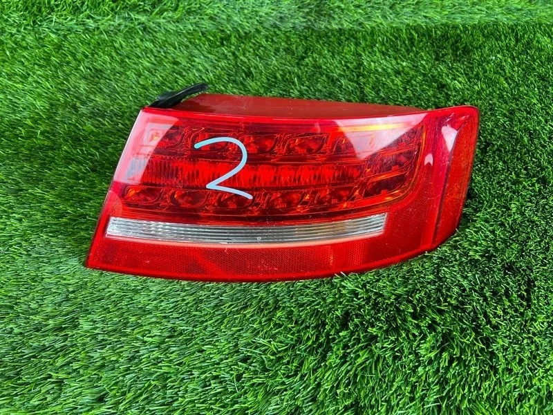 Фонарь задний Audi A5 2010 8T8945096D 8T CDNC 2.0T, правый