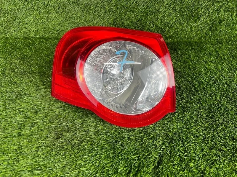 Фонарь задний Volkswagen Passat 2008 3C9945095N B6 BZB 1.8T, левый