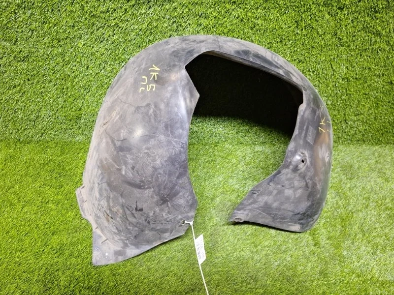 Подкрылок Volkswagen Golf 2005 1K5805977 1K BVY 2.0, передний левый