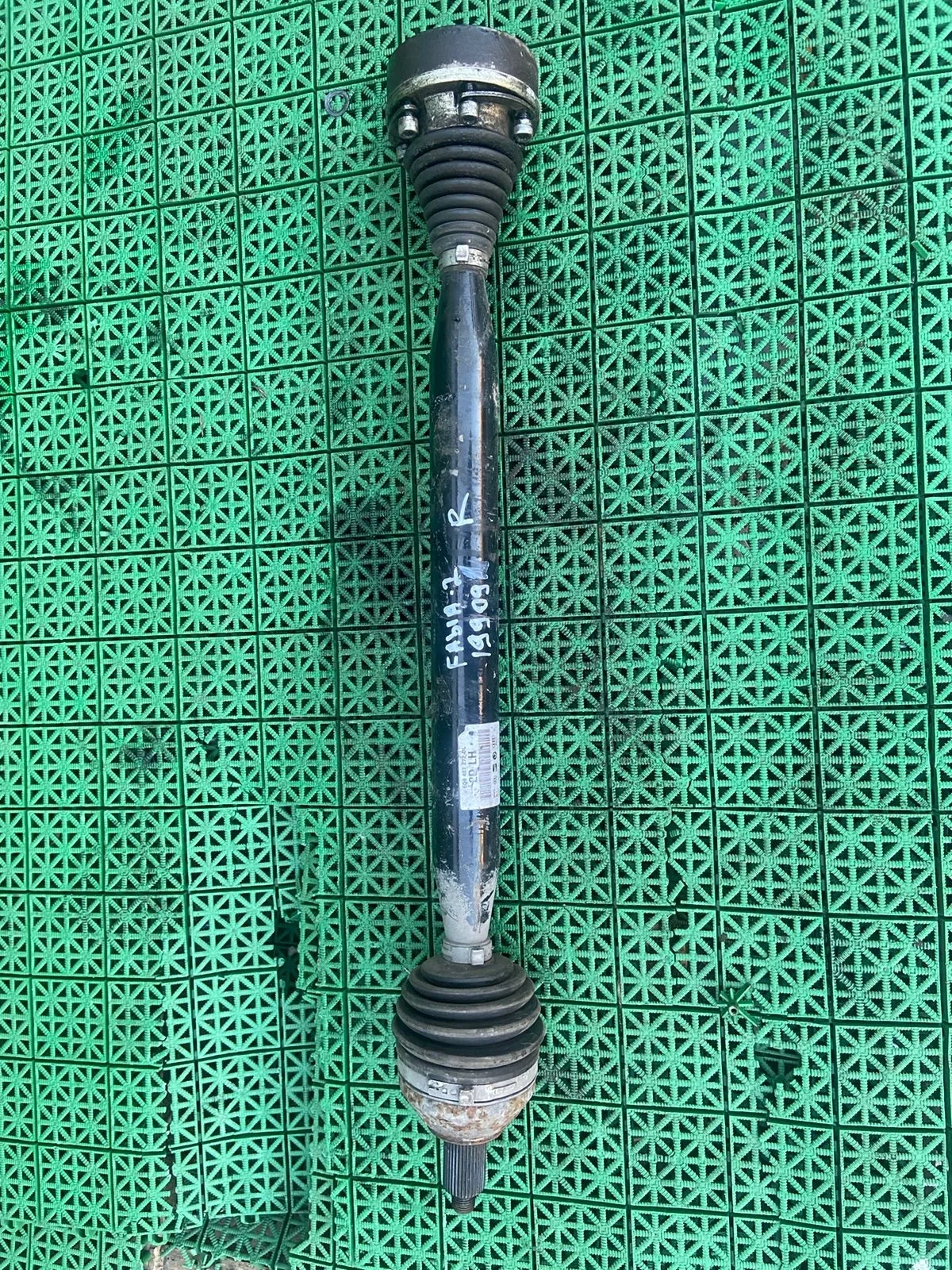 Вал привода со шрусами AUDI A1, SKODA FABIA 2, VOLKSWAGEN POLO 2010- МКПП правый 760/100 б/у FABIA 1(2000-2006);FABIA 2(2007-2015);POLO(2002-2005)