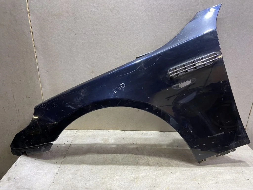 Крыло левое BMW E60 E61