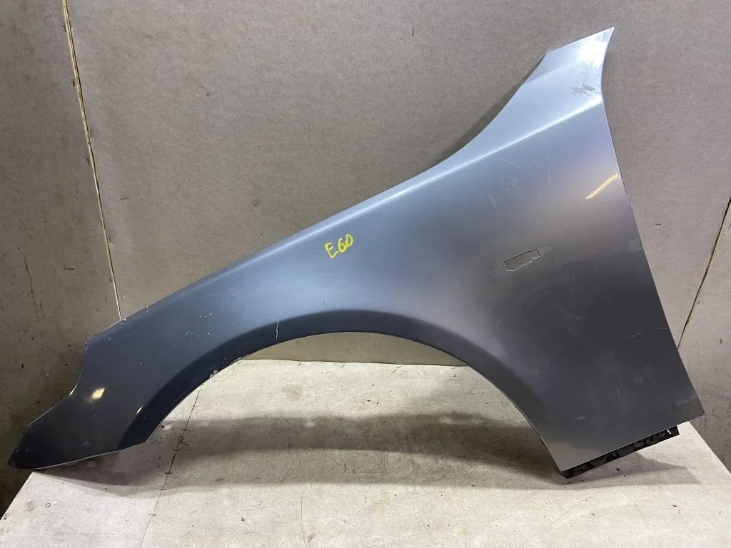 Крыло левое BMW E61 E60