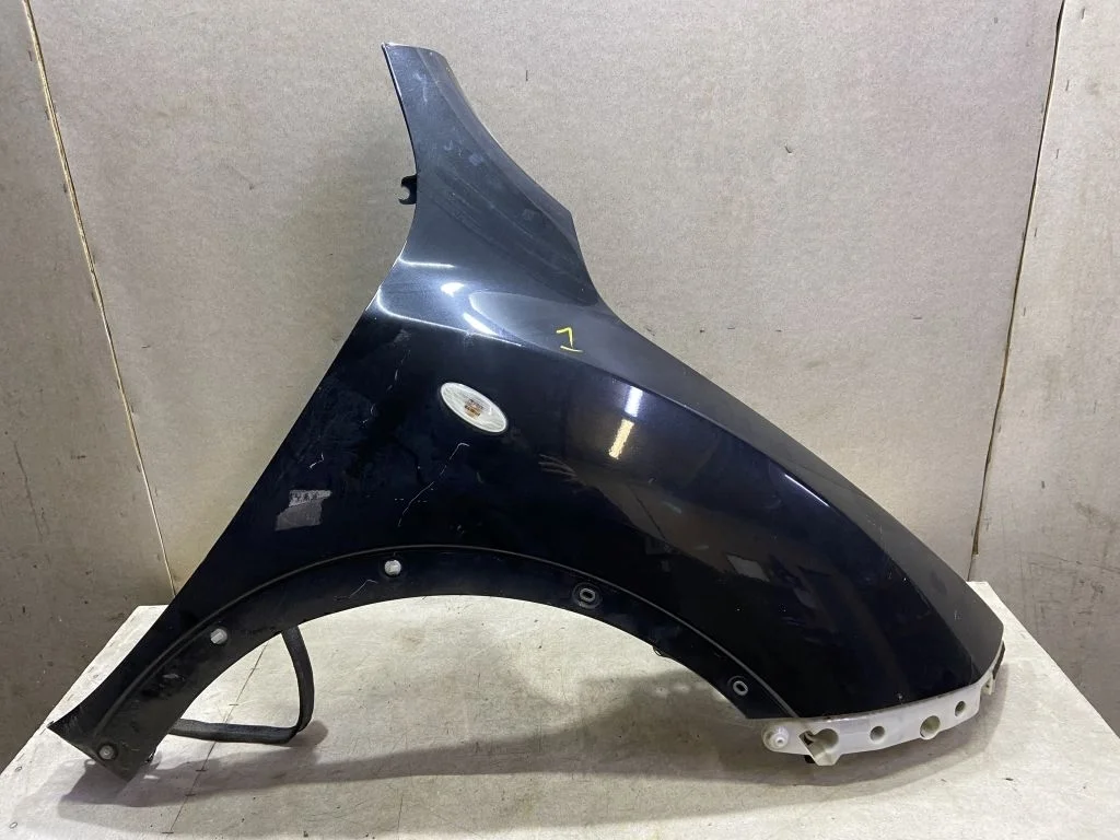 Крыло переднее правое Nissan Juke F15 Жук Ф15