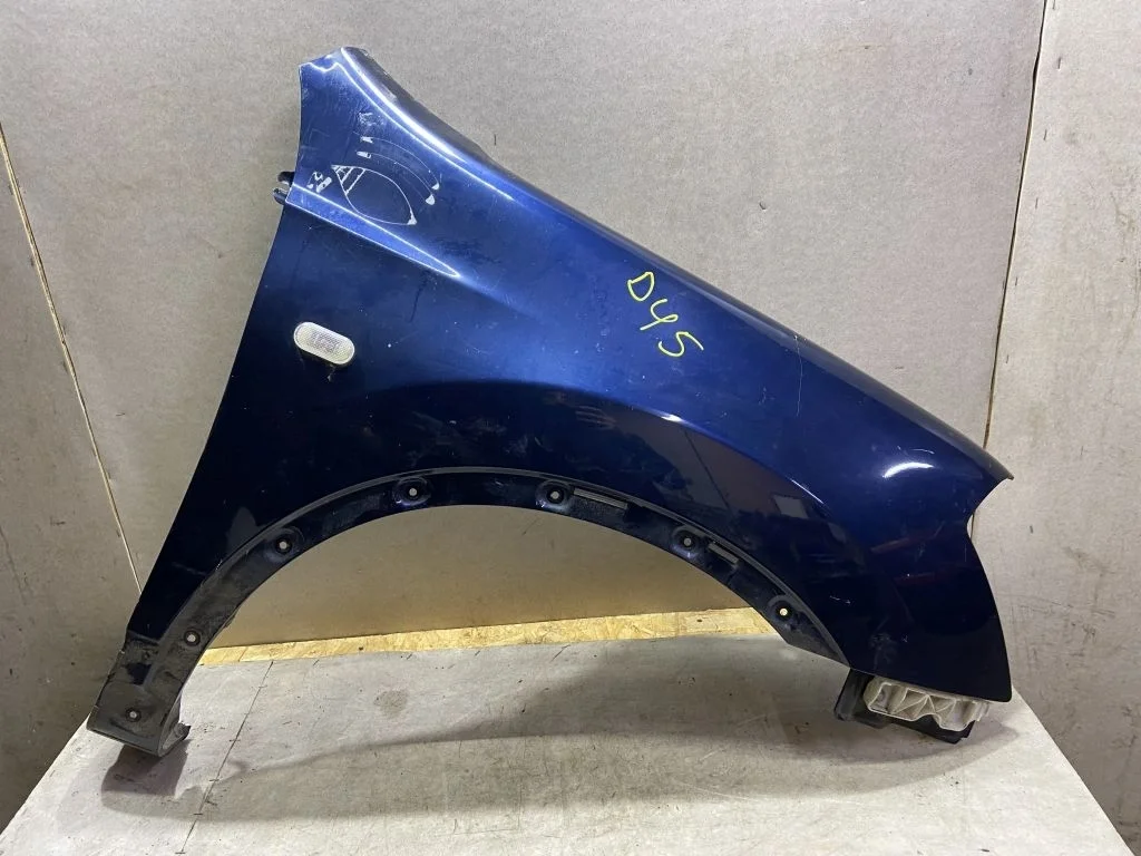 Крыло правое Nissan Qashqai J10 дорест