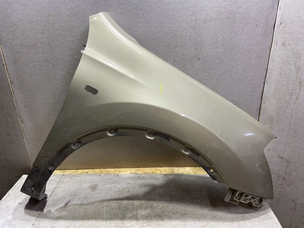 Крыло правое перед. Nissan Qashqai J10