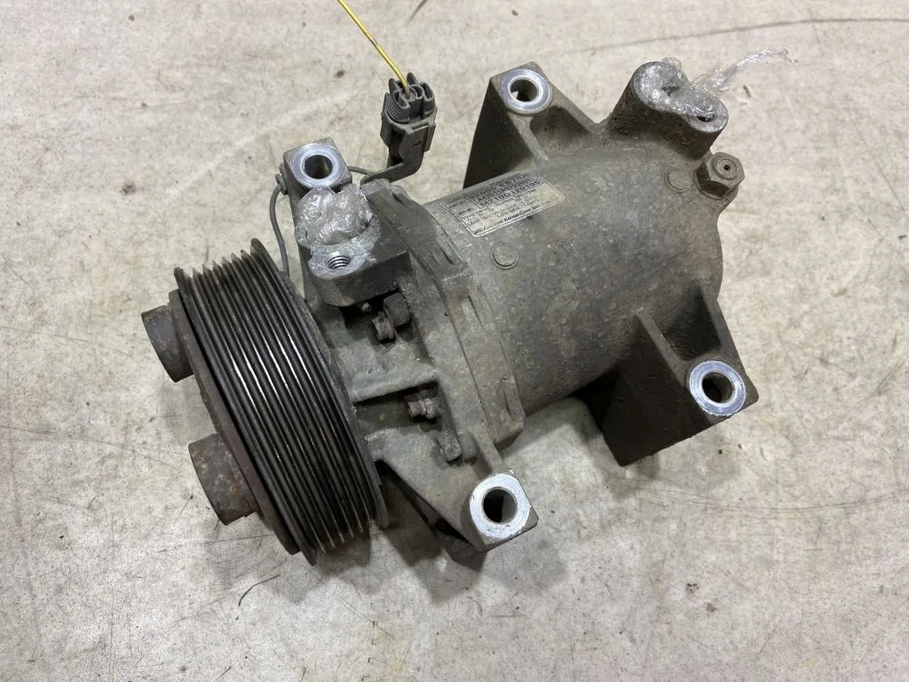 Компрессор Nissan Navara D40