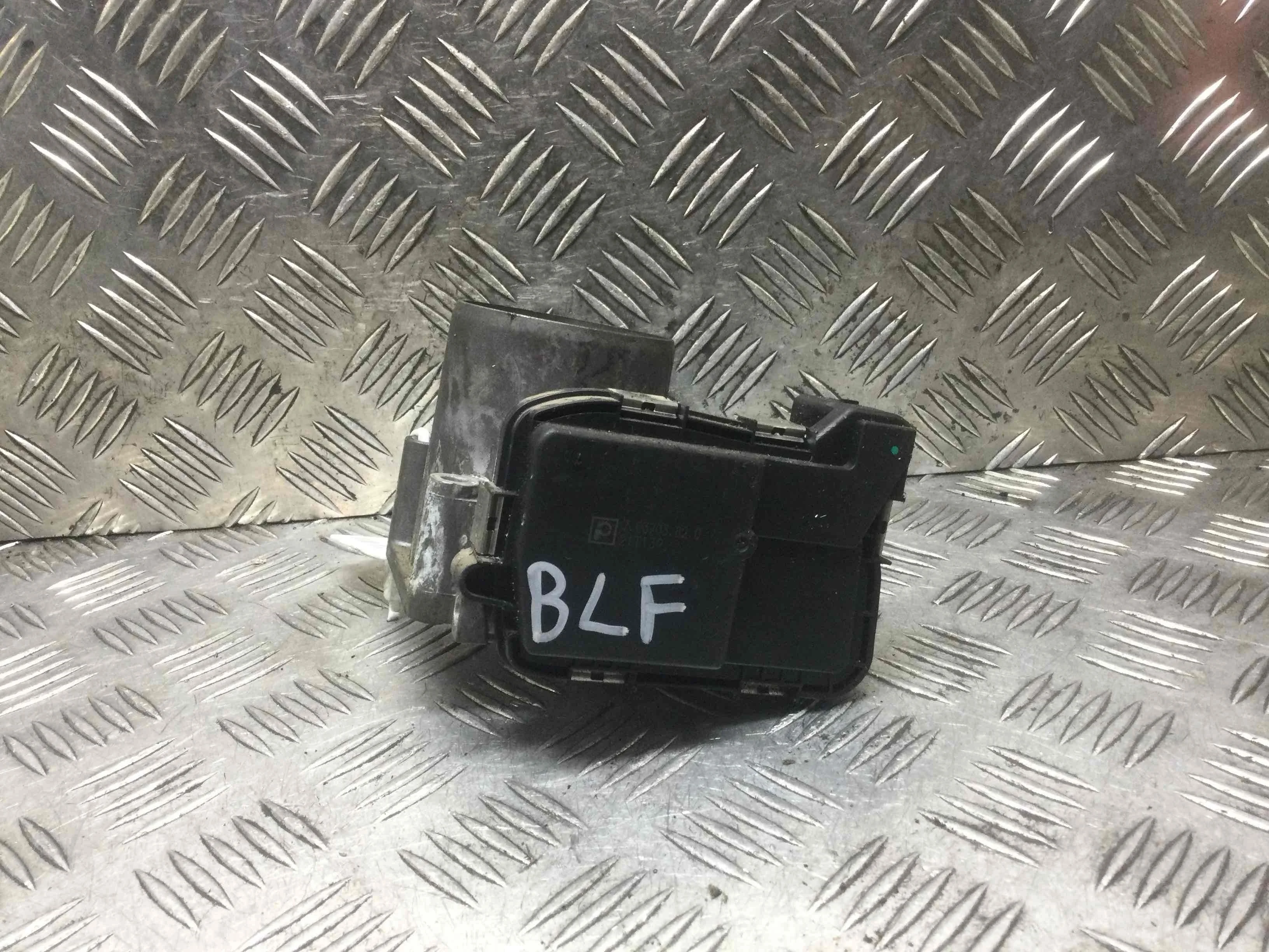 Заслонка дроссельная Audi A3 8P (2003-2005) бензин 1.6 i Механика Х/б