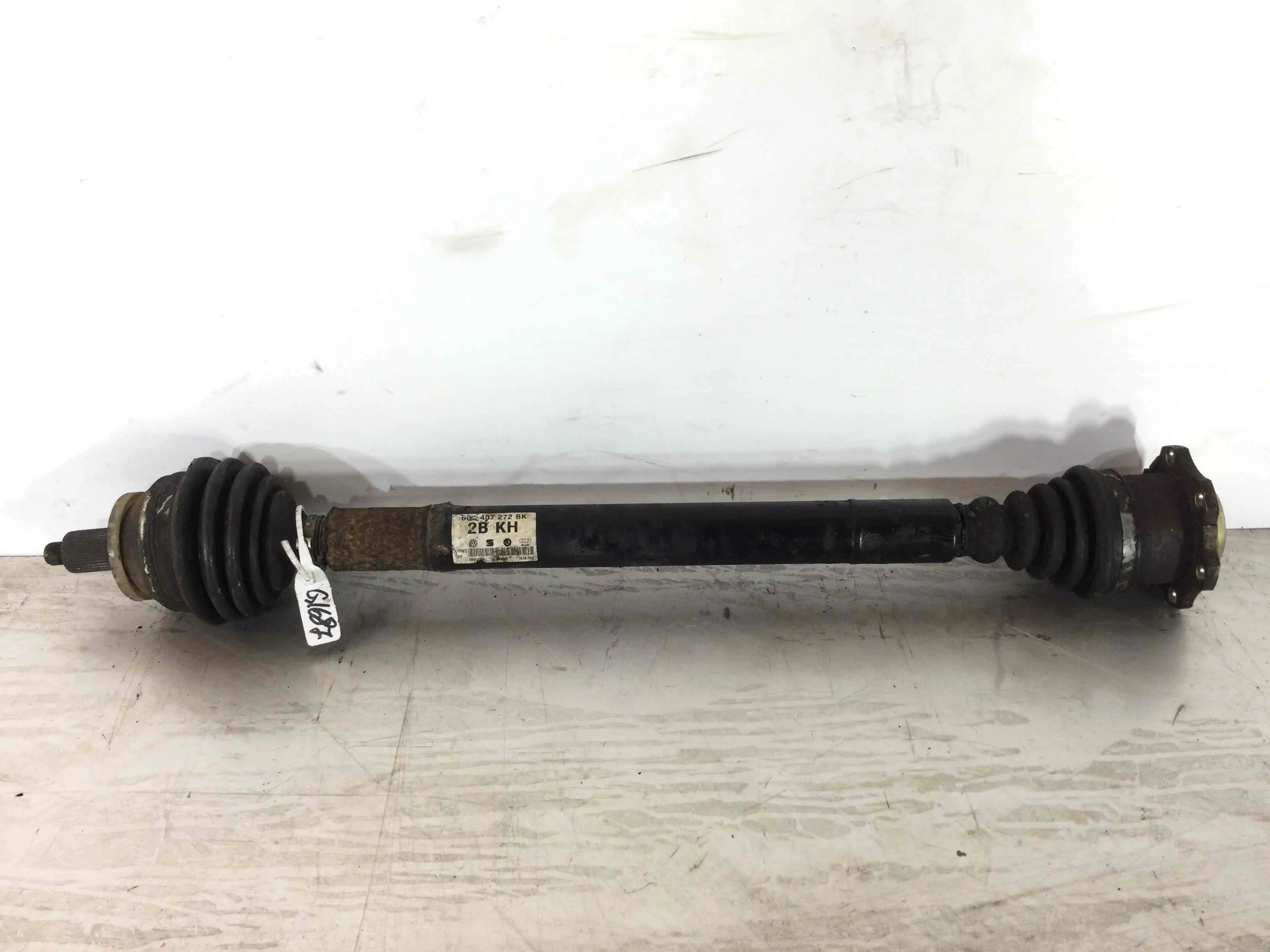 Полуось передняя правая (приводной вал, ШРУС) Volkswagen Polo 4 поколение (2001-2005) дизель 1.4 TDI Механика Х/б