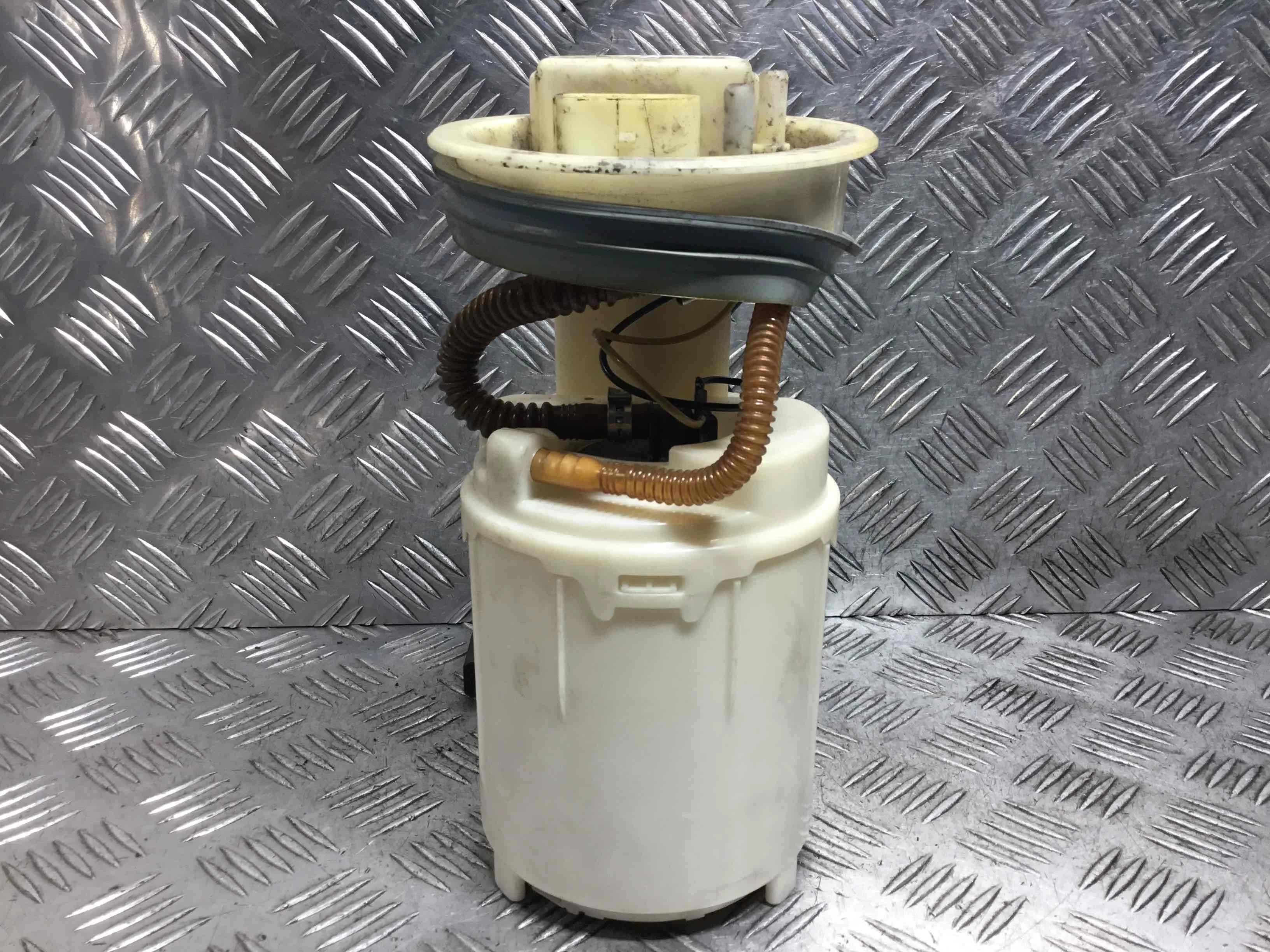 Насос топливный Audi A3 8L (1996-2000) бензин 1.8 i Автомат Х/б