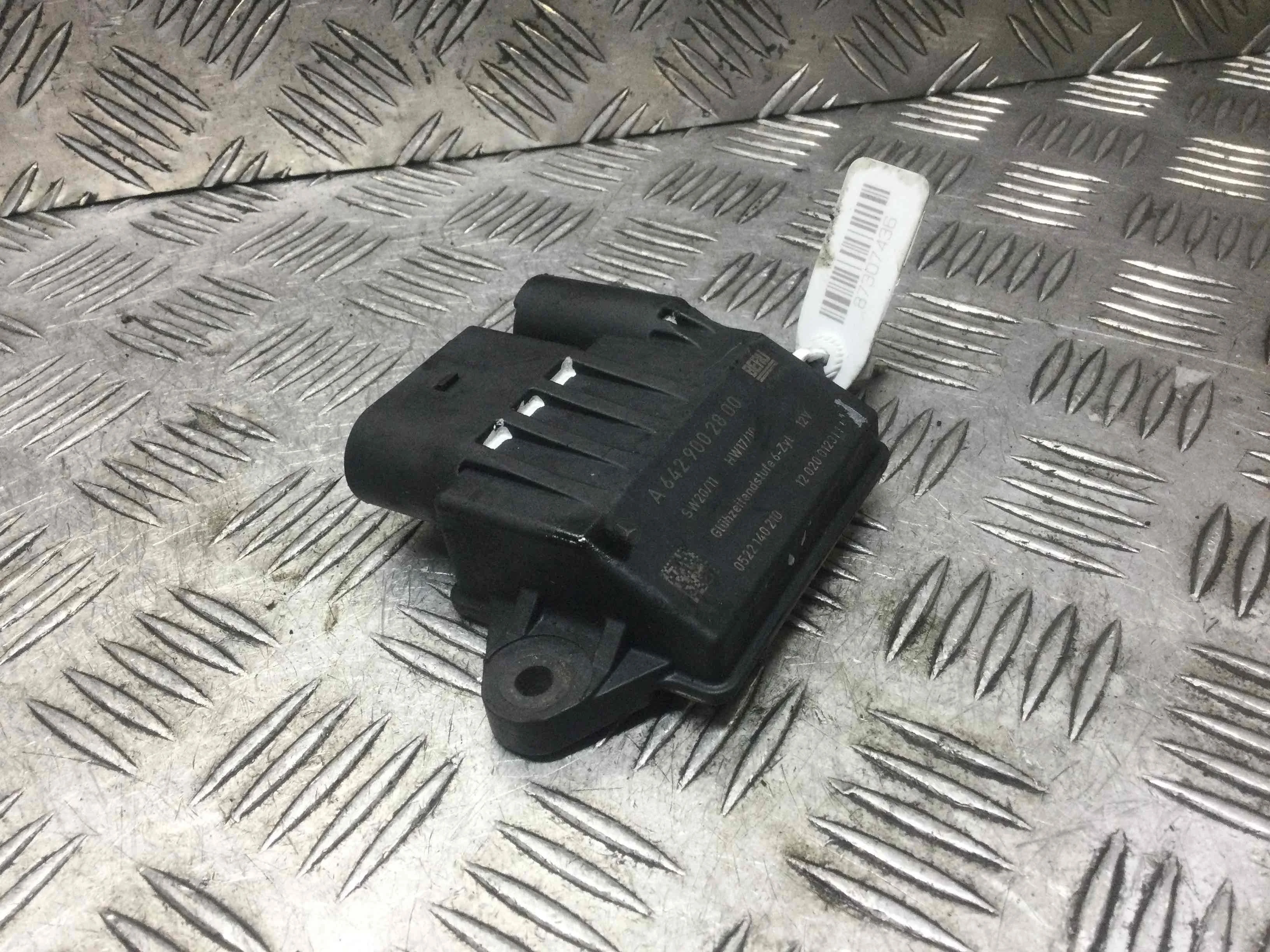 Реле накала свечей Mercedes R-klasse W251 (2005-2010) дизель 3.0 CDI Автомат