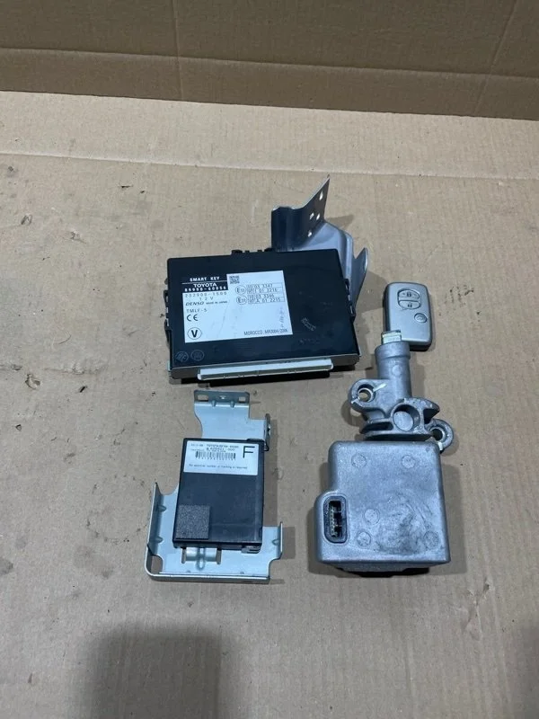 Комплект SmartKey Toyota Land Cruiser 2015 8999060056 URJ200 1VD-FTV 4.5