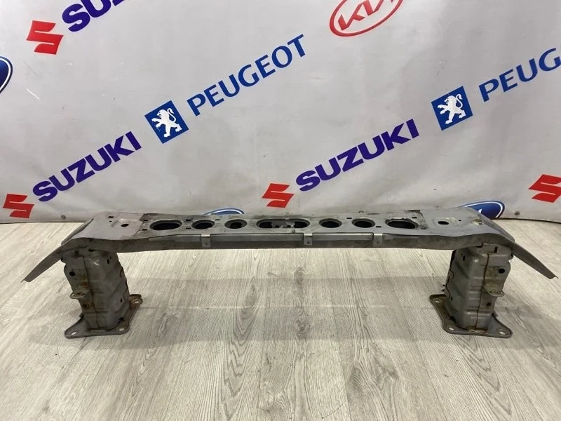 Усилитель бампера FORD FOCUS 3 2013