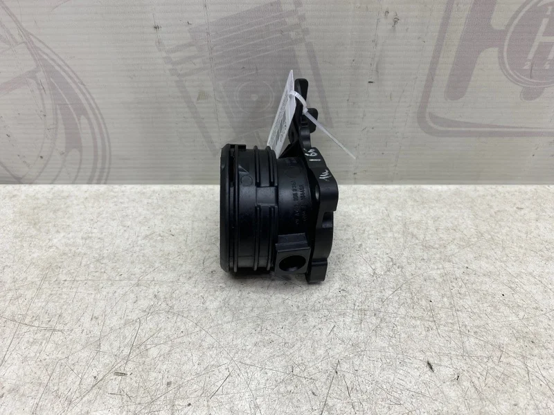 Промежуточный фланец перед дросселем Mercedes-benz GLE 2018 W166