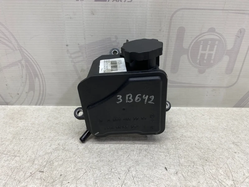 Бачок гур Mercedes-benz W211