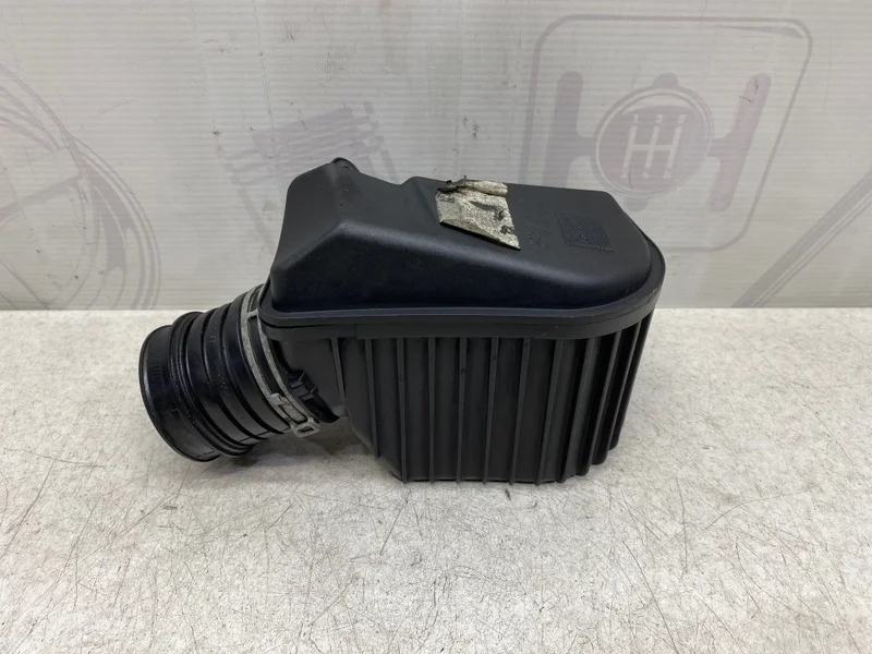 Резонатор воздушного фильтра Mercedes-benz 2005 W203