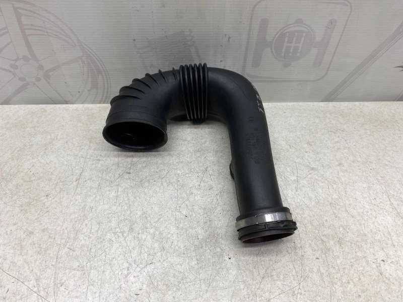 Патрубок воздушного фильтра Mercedes-benz 2003 S211