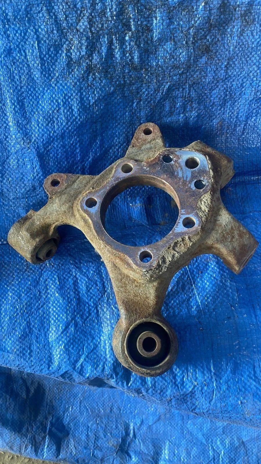 Б.у. цапфа MITSUBISHI PAJERO V98W MITSUBISHI PAJERO V98W