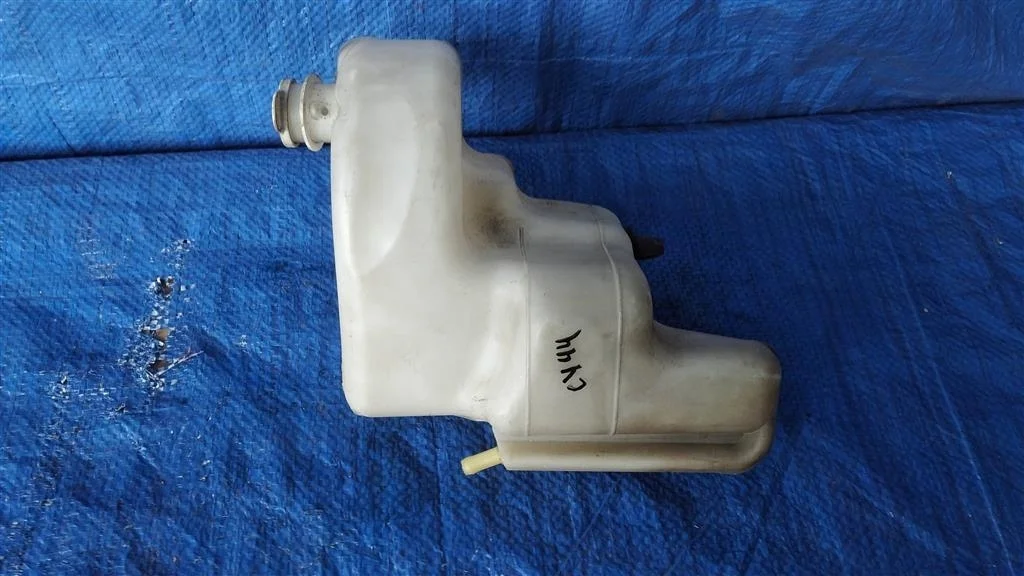 Б.у. бачок расширительный MITSUBISHI LANCER CY4A MITSUBISHI LANCER CY4A