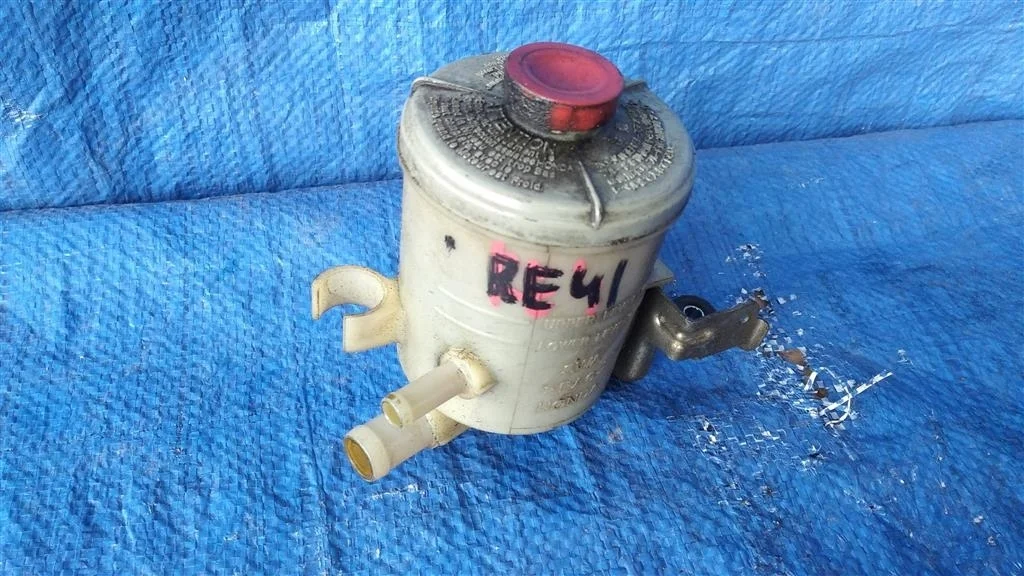 Б.у. бачок гидроусилителя HONDA CR-V RE HONDA CR-V RE