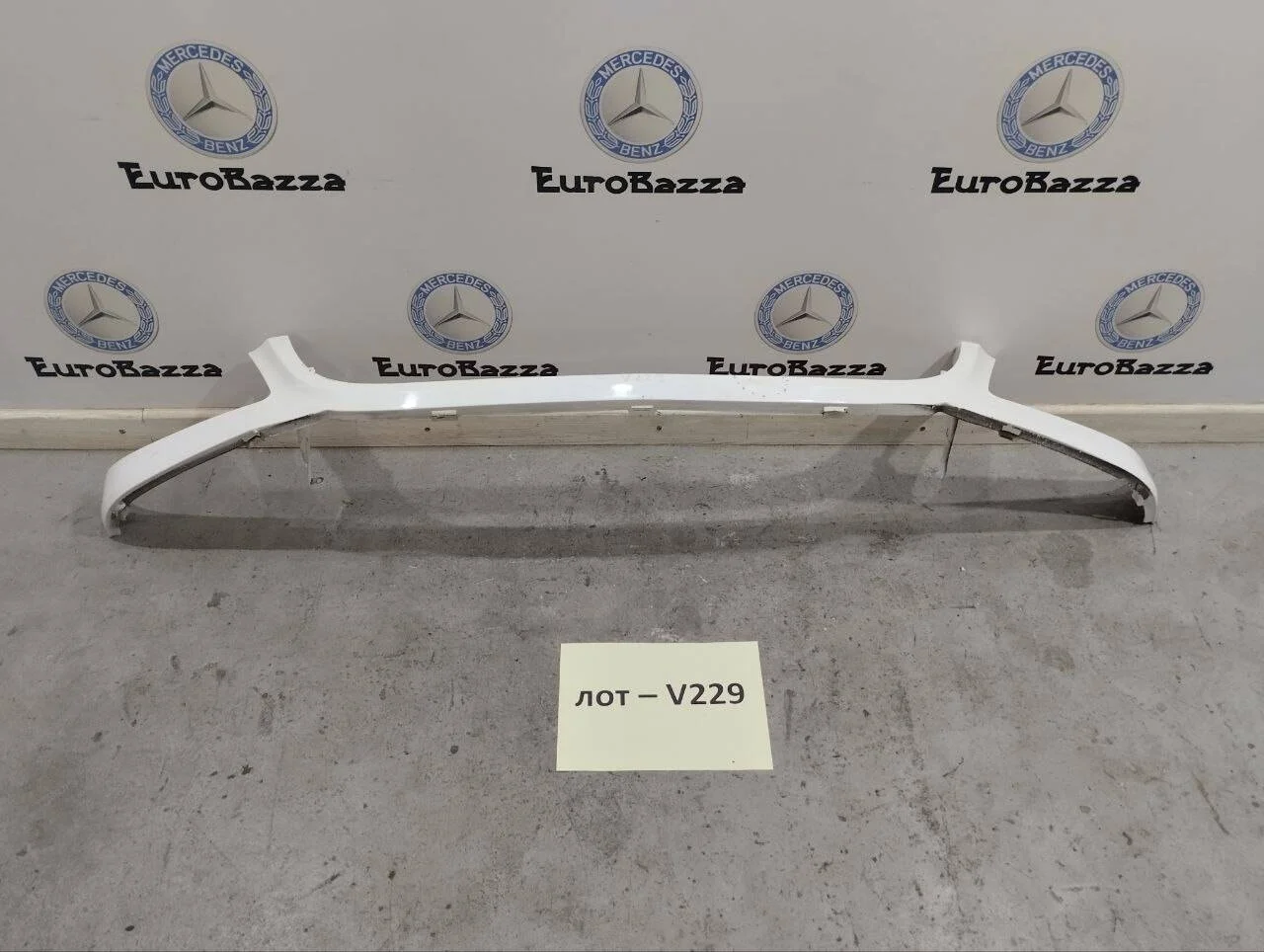 Передняя накладка под фары Mercedes W906 Sprinter