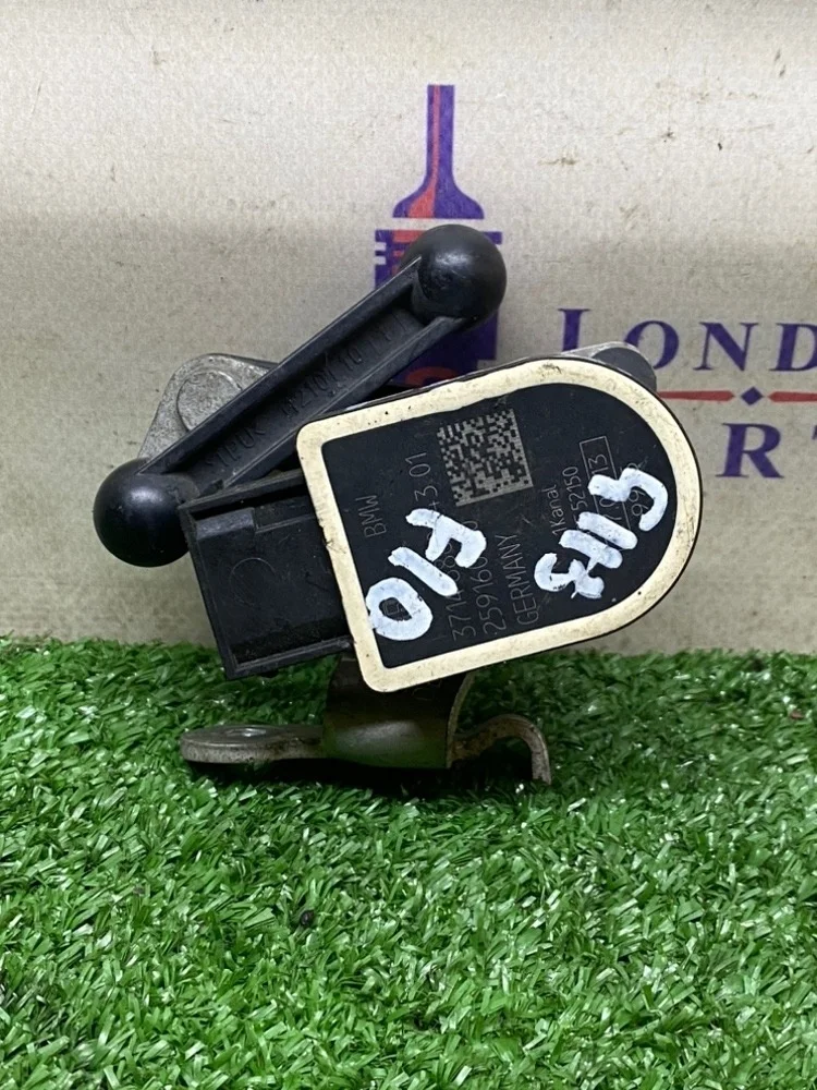 Датчик дорожного просвета BMW F10