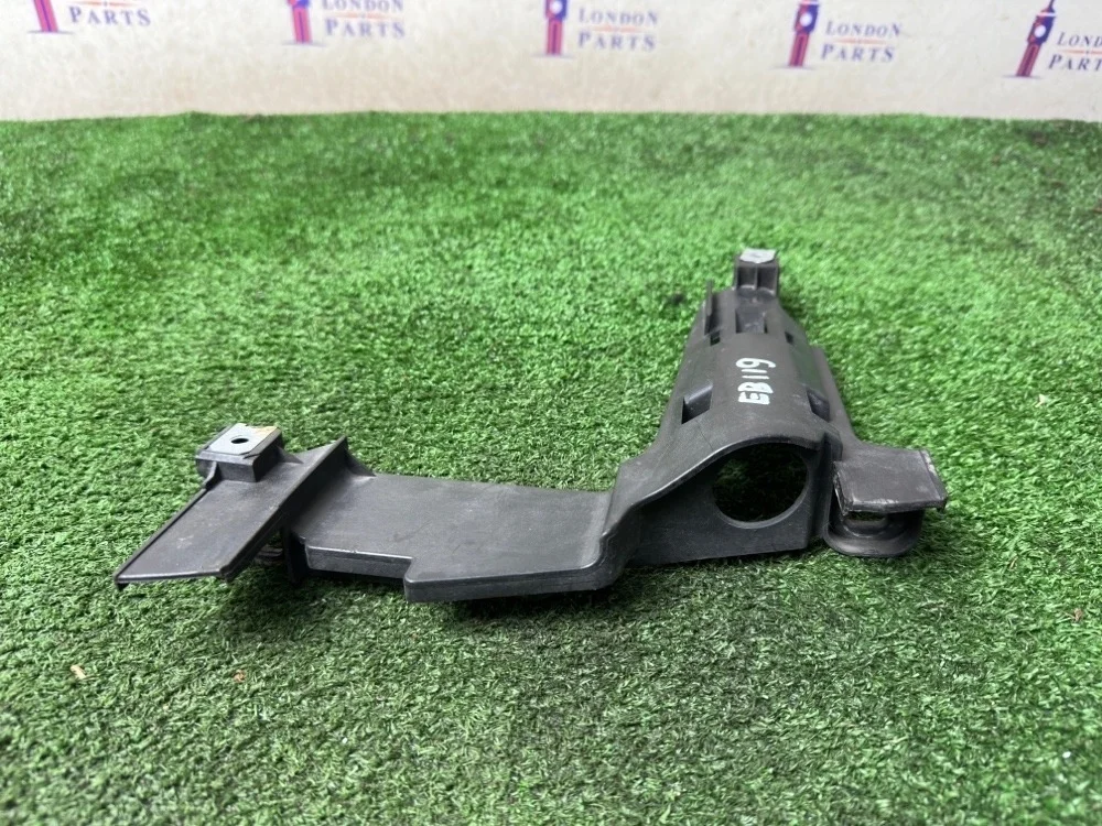 Кронштейн крепления фары BMW E46