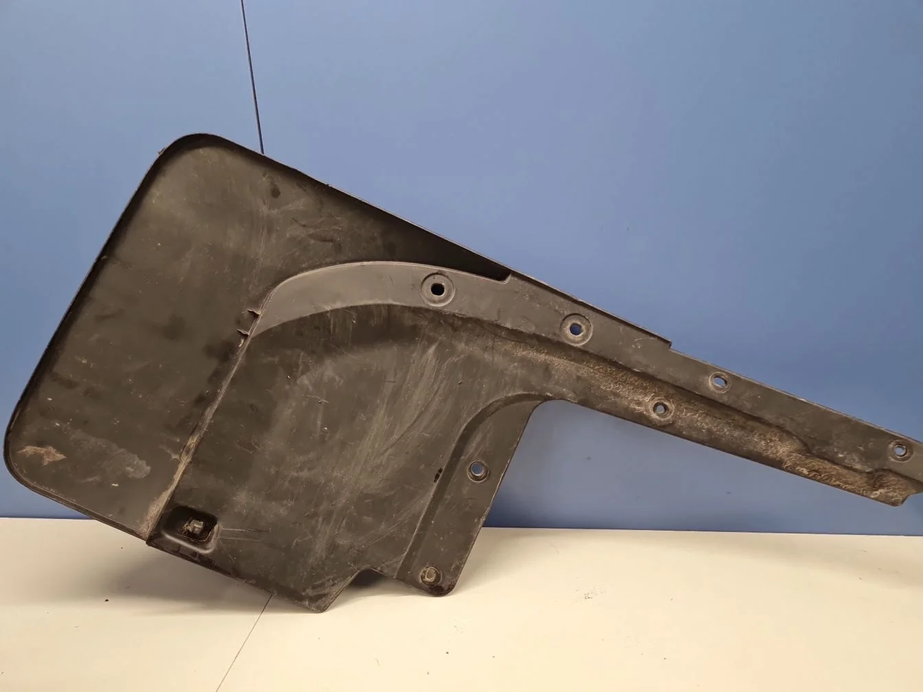 Брызговик задний правый для Toyota Land Cruiser 200 2008-