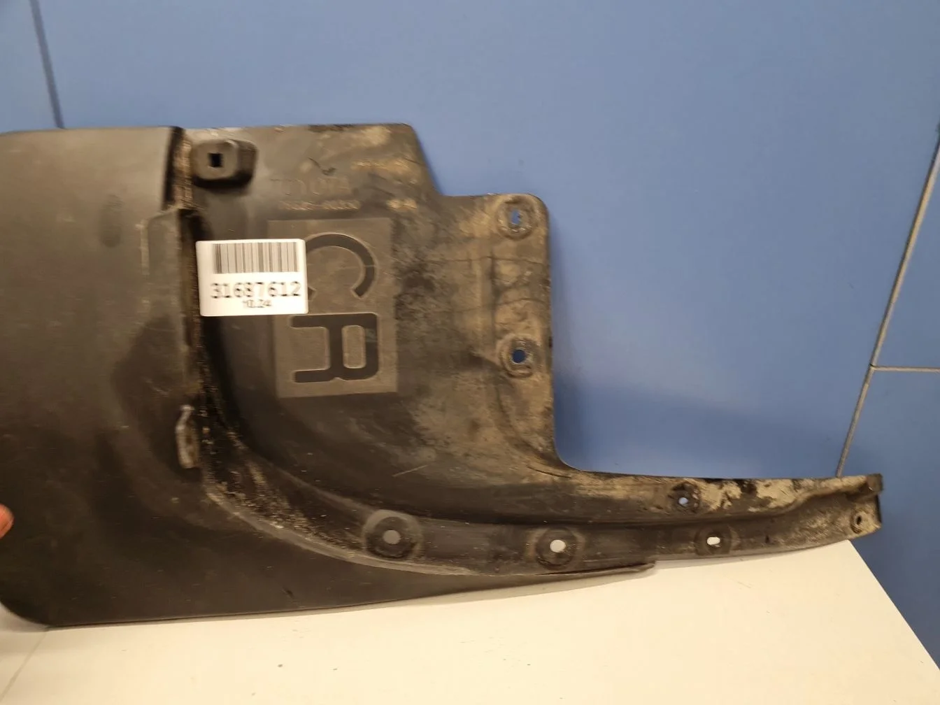 Брызговик задний правый для Toyota Land Cruiser 200 2008-