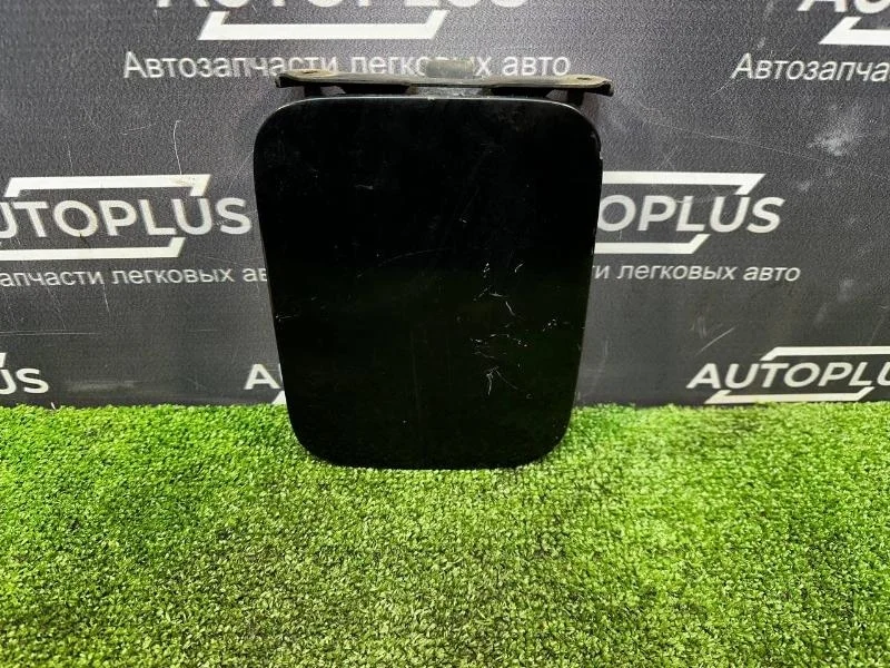 Лючок бензобака Nissan Cefiro 1997 7883051U00 A32 VQ20DE