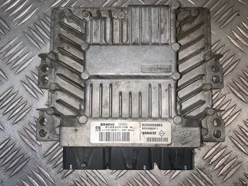 Блок управления двигателем Renault Scenic 2005