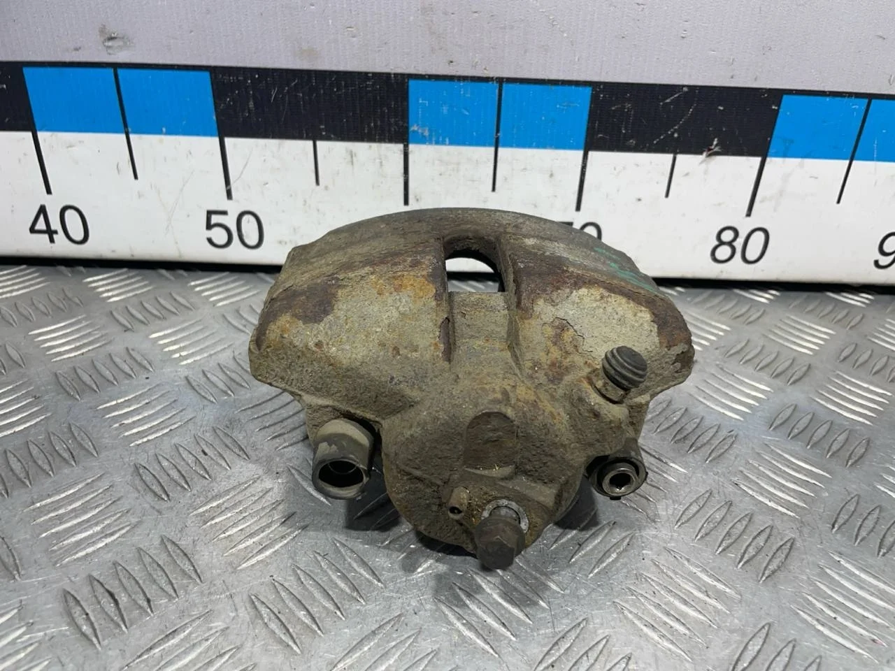 [Б/У] Суппорт тормозной передний правый [Код: 00528728 ]