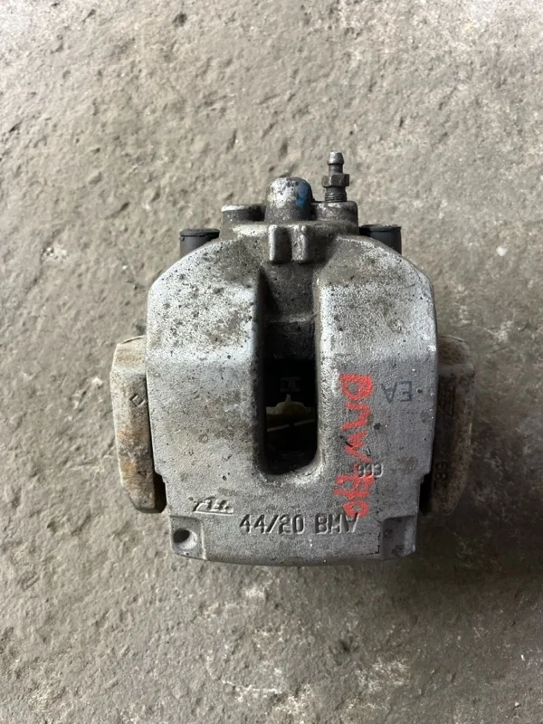 Суппорт задний правый Bmw X5 E70 (2006—2013) 2013 34216776788 3.0 D N57