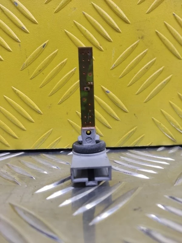 Датчик температуры Volkswagen Amarok (2010-2016) 2011 4B0820539 ПИКАП 2.0 D CDCA