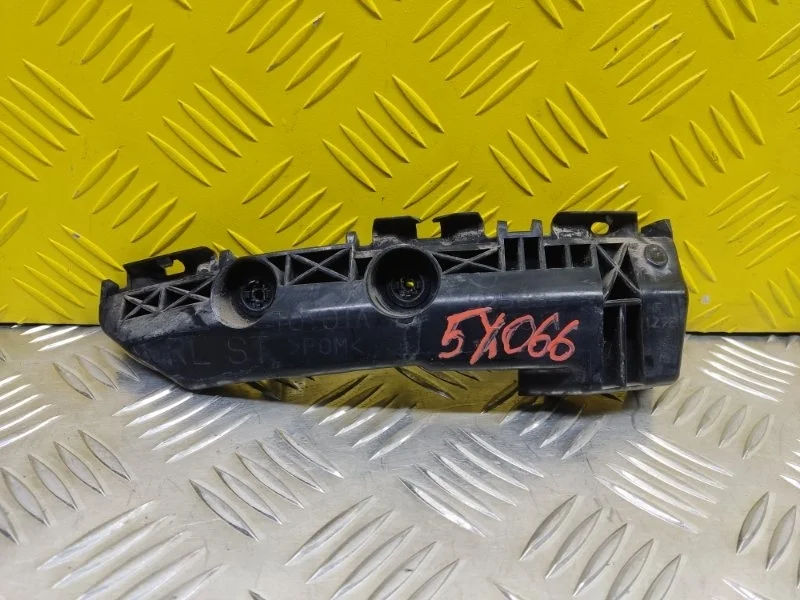 Кронштейн заднего бампера левый Toyota Rav 4 (Xa30) (2005-2014) 2006 5256342011 2.0 I 1AZFE