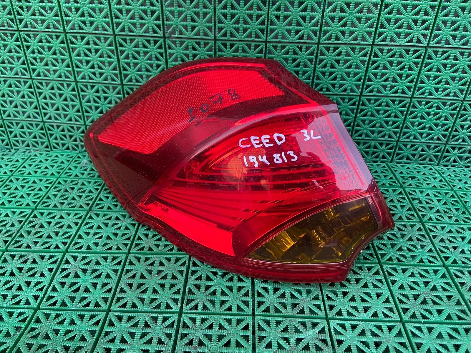 Фонарь KIA CEED 2 2012- наружный левый б/у CEED 2(2012-2018)